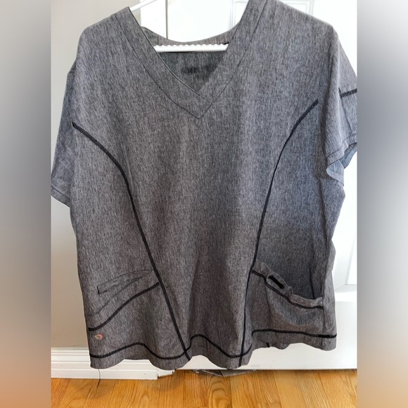 Scrubs - Picture 1 of 4